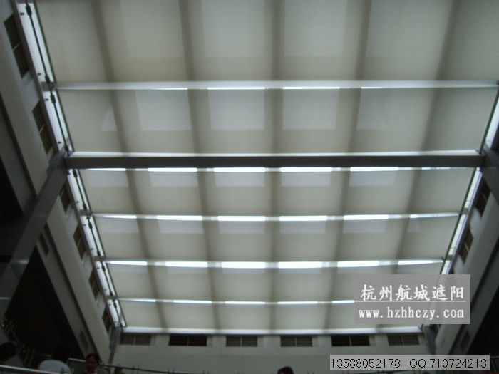 卷軸式天棚簾 FTS采光頂遮陽(yáng)簾,陽(yáng)光房電動(dòng)窗簾,伸縮遮陽(yáng)篷,電動(dòng)天棚簾,戶外遮陽(yáng)蓬,辦公室窗簾--杭州航城遮陽(yáng)